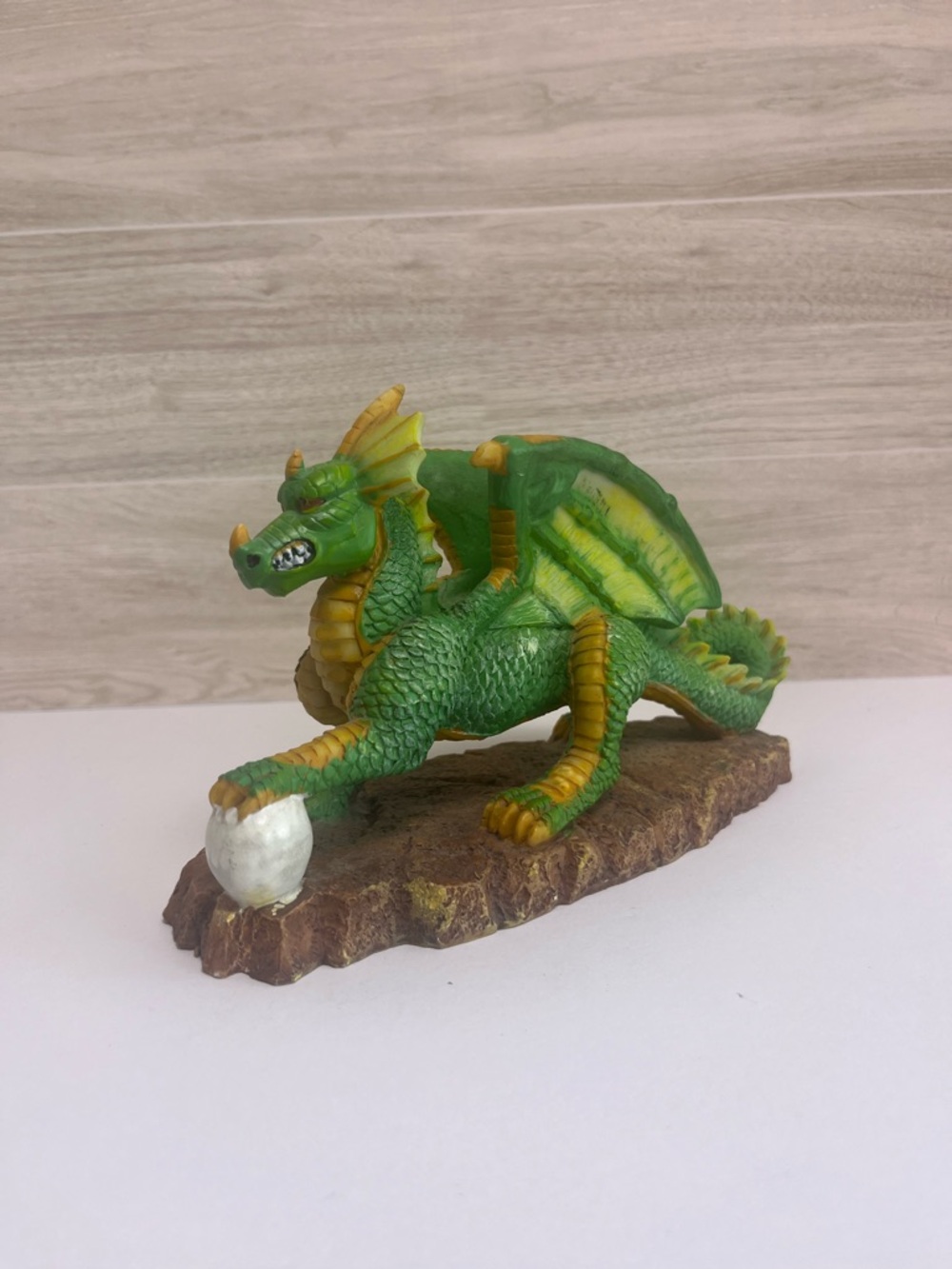 Green DRAGON Penn Plax AOM 2004 Aquarium Reptile
Amphibian Crabs Garden